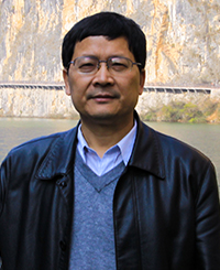 杨春宇